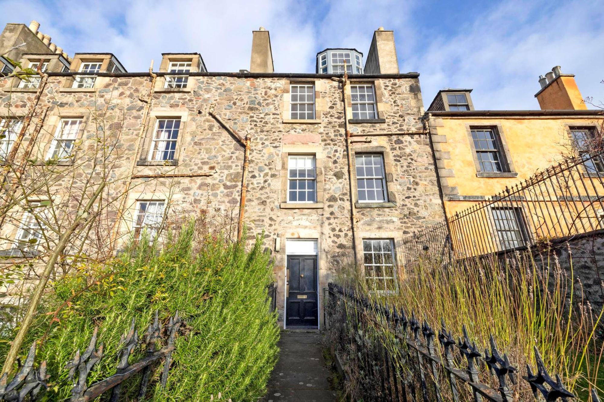 Joivy Beautiful Apartment, Private Garden, Calton Hill 爱丁堡 外观 照片
