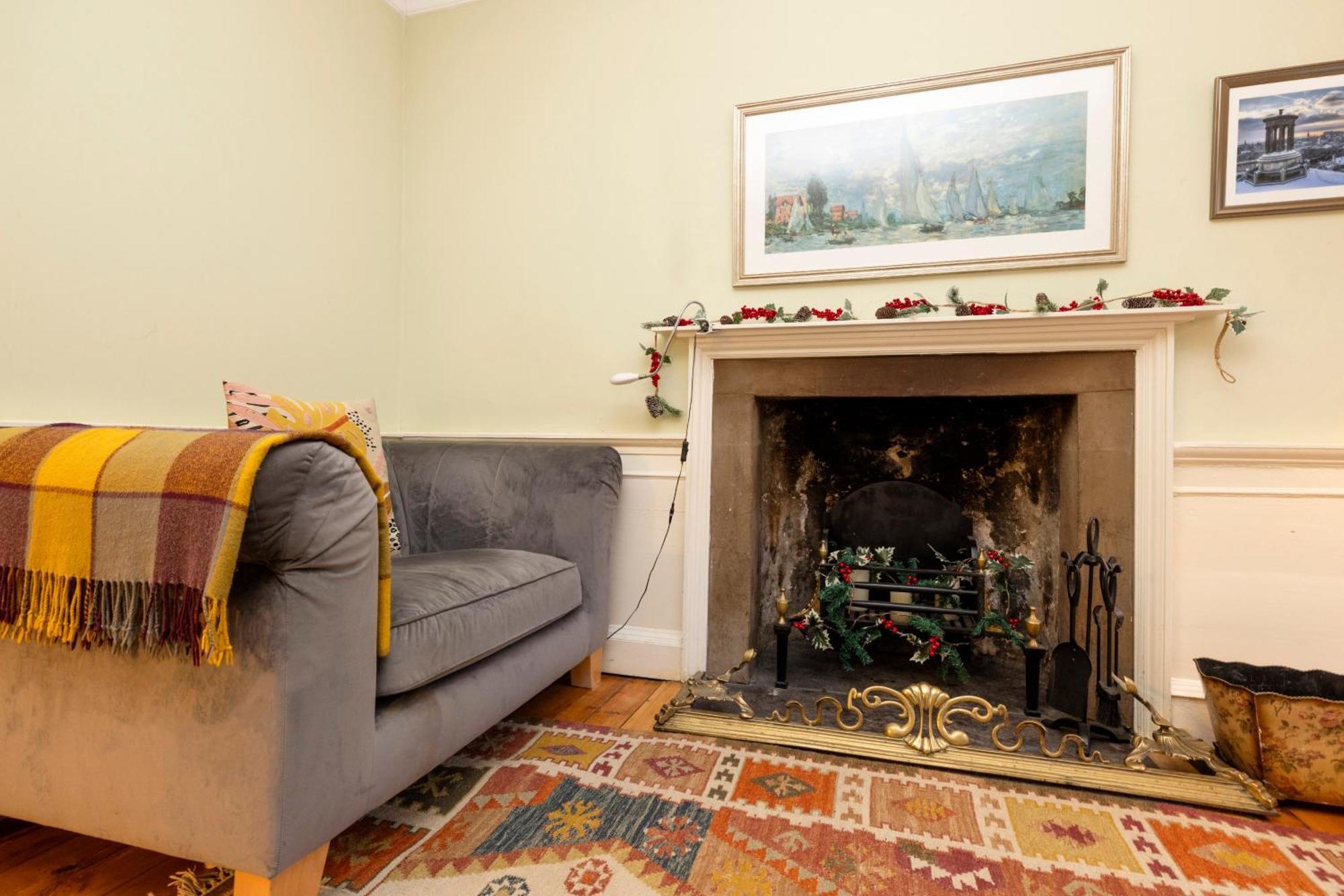 Joivy Beautiful Apartment, Private Garden, Calton Hill 爱丁堡 外观 照片