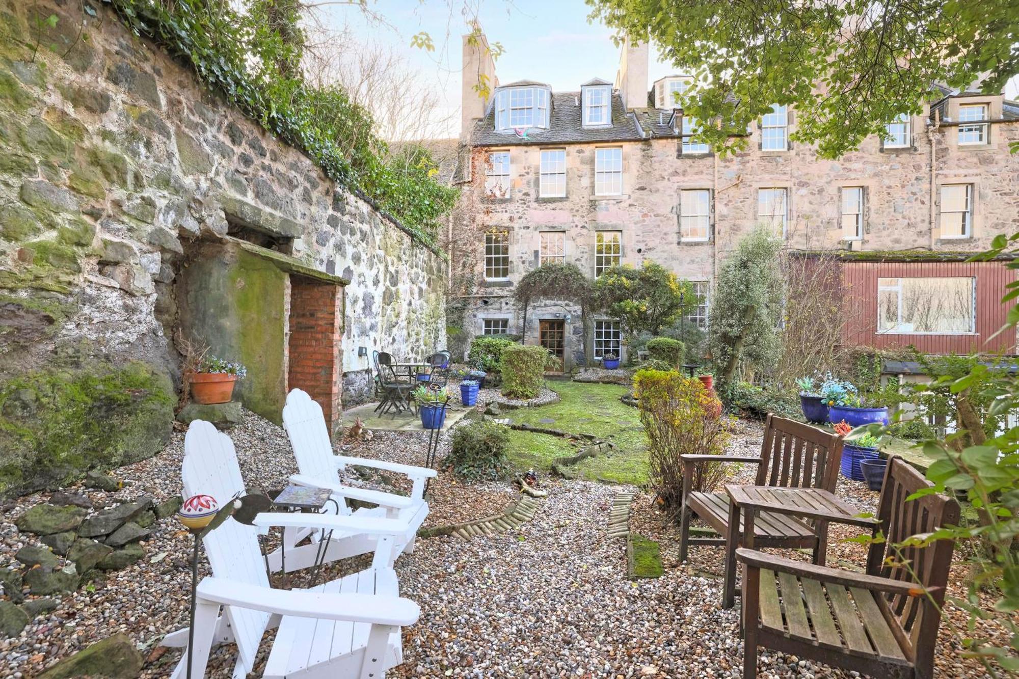 Joivy Beautiful Apartment, Private Garden, Calton Hill 爱丁堡 外观 照片